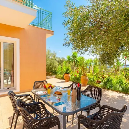 Vila Eri Lourdata (Kefalonia)
