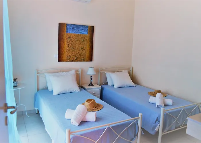 Eri Βίλα Λουρδάτα